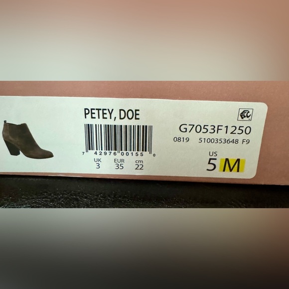 Fergalicious Women's Tan Ankle Boots - Picture 5 of 7